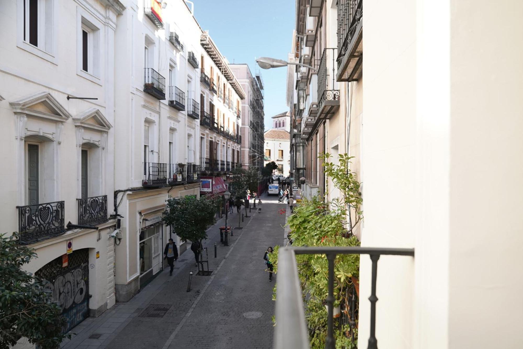 Numa Madrid Luna Экстерьер фото