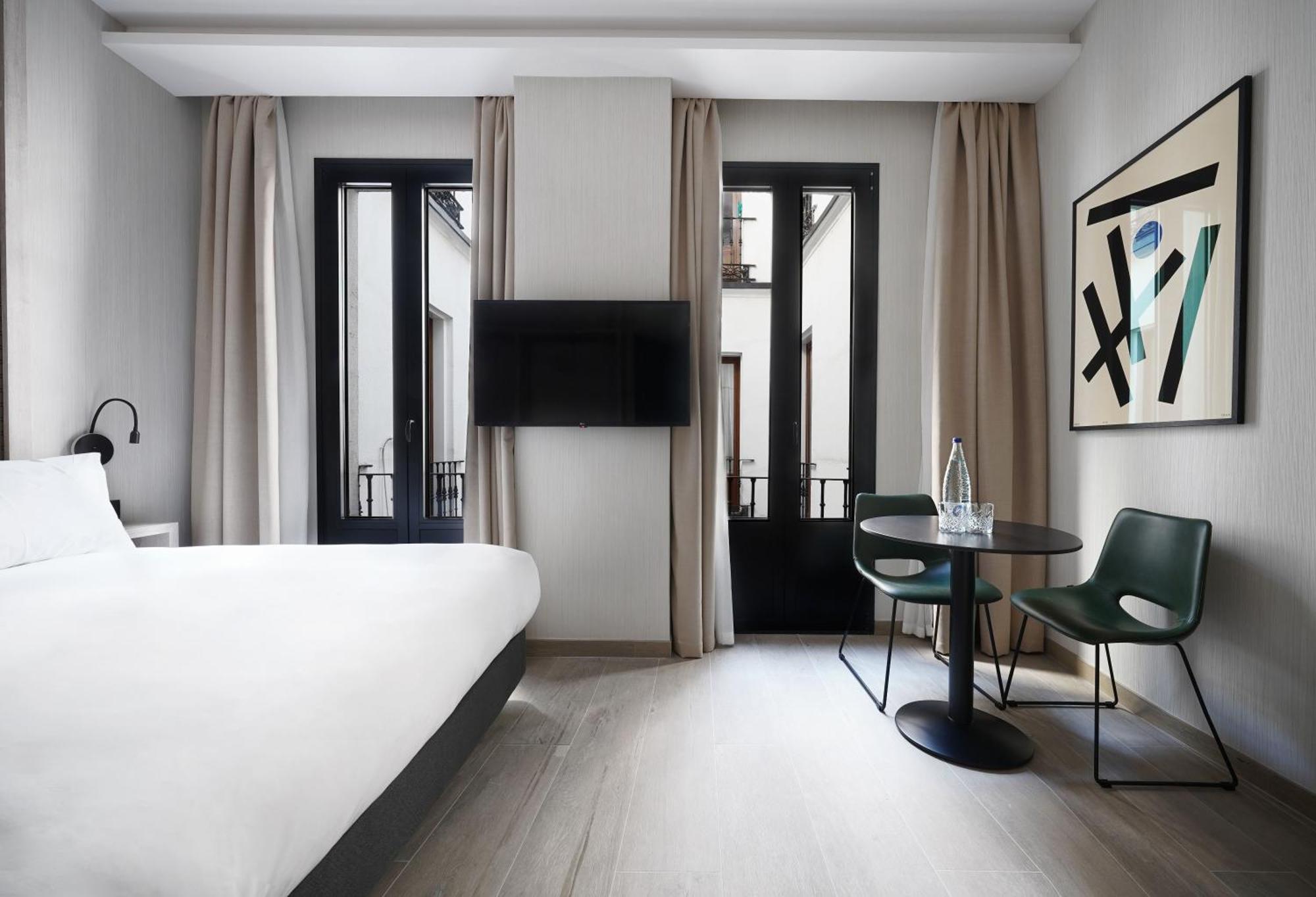 Numa Madrid Luna Экстерьер фото